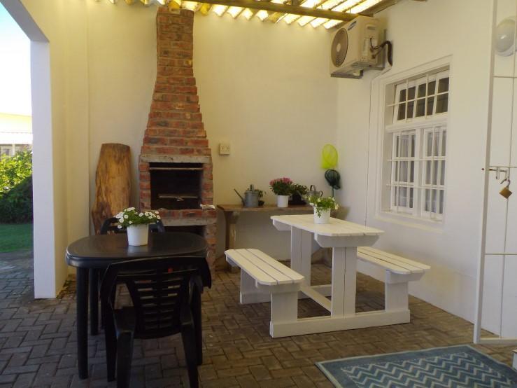 Breeze Inn Guesthouse Kidd's Beach Экстерьер фото