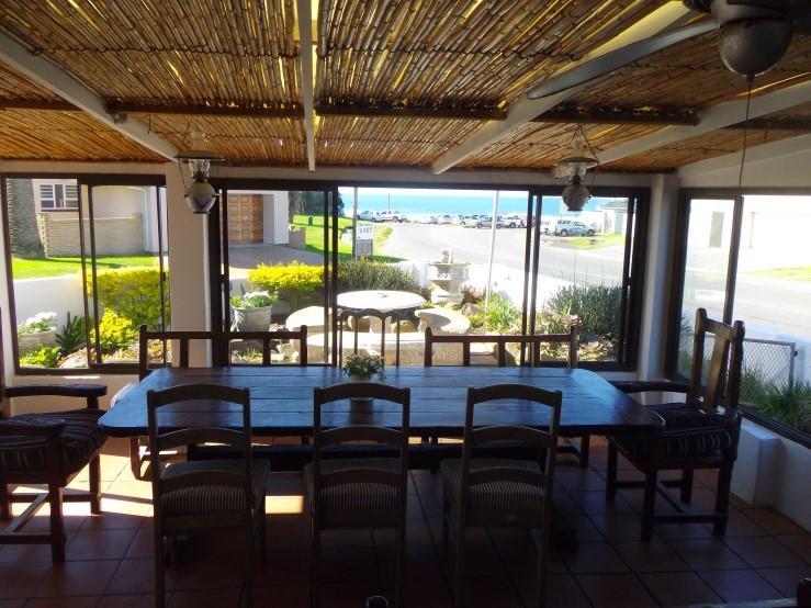 Breeze Inn Guesthouse Kidd's Beach Экстерьер фото